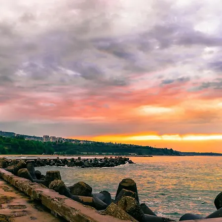 1br 8 Mins To With Designated Workspace شقة فارنا