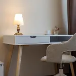 Apartament 1br Nomad-friendly 15mins Walk To Centre With Designated Workspace *