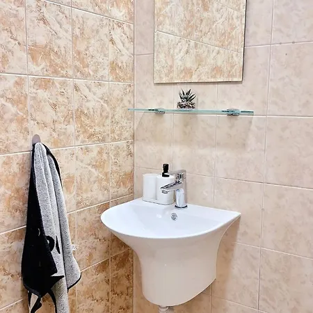 1br Nomad-friendly 15mins Walk To Centre With Designated Workspace Apartmán *