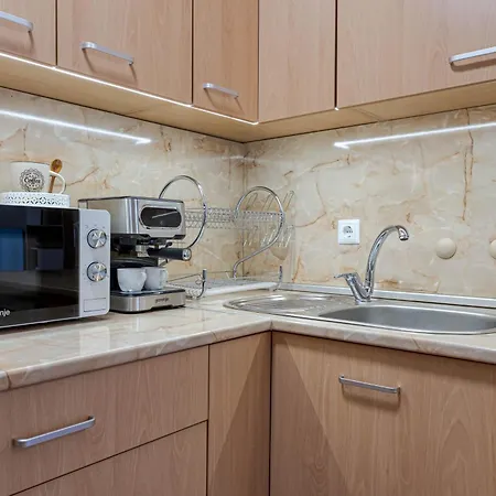 1br Nomad-friendly 15mins Walk To Centre With Designated Workspace Lejlighed