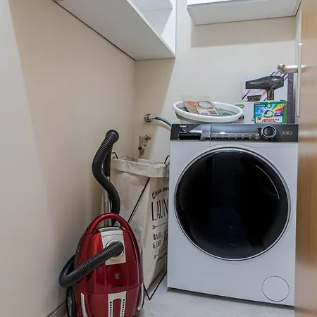 Daire 1br 8 Mins To With Designated Workspace