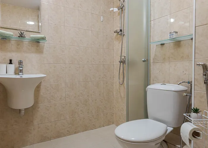 Lejlighed 1br 8 Mins To With Designated Workspace Varna