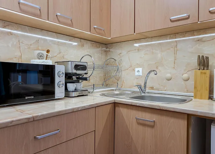 1br 8 Mins To With Designated Workspace Lejlighed