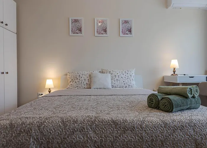 1br 8 Mins To With Designated Workspace Lejlighed *