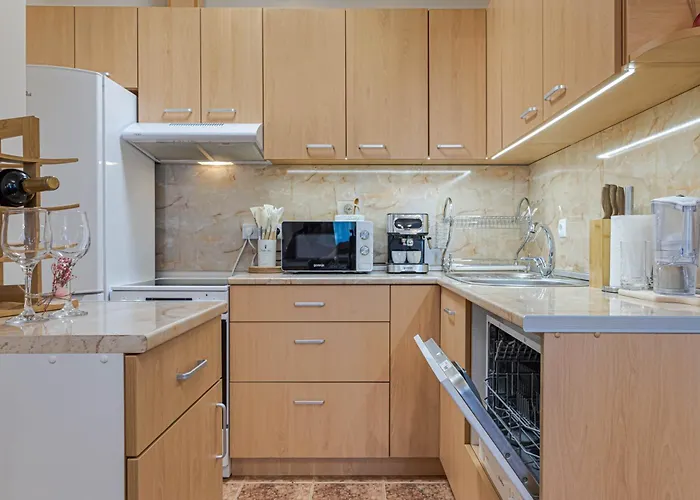 Lejlighed 1br 8 Mins To With Designated Workspace *