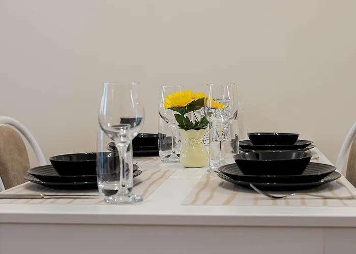 1br 8 Mins To With Designated Workspace Lejlighed *