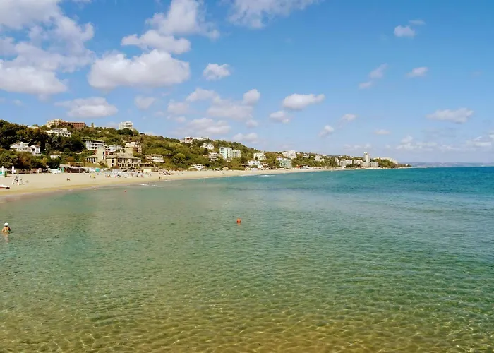 Lejlighed 1br 8 Mins To With Designated Workspace *