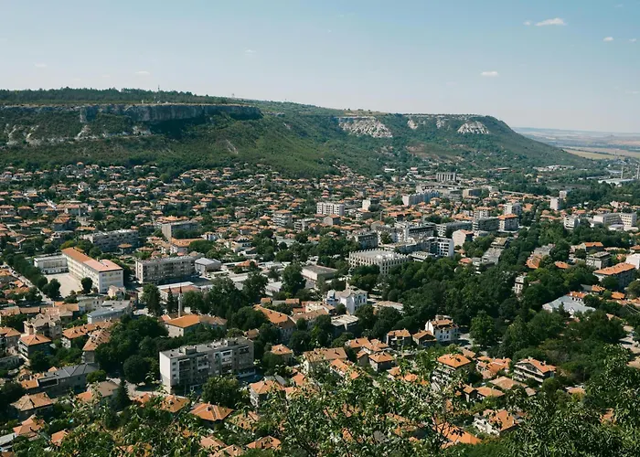 1br 8 Mins To With Designated Workspace Lejlighed Varna